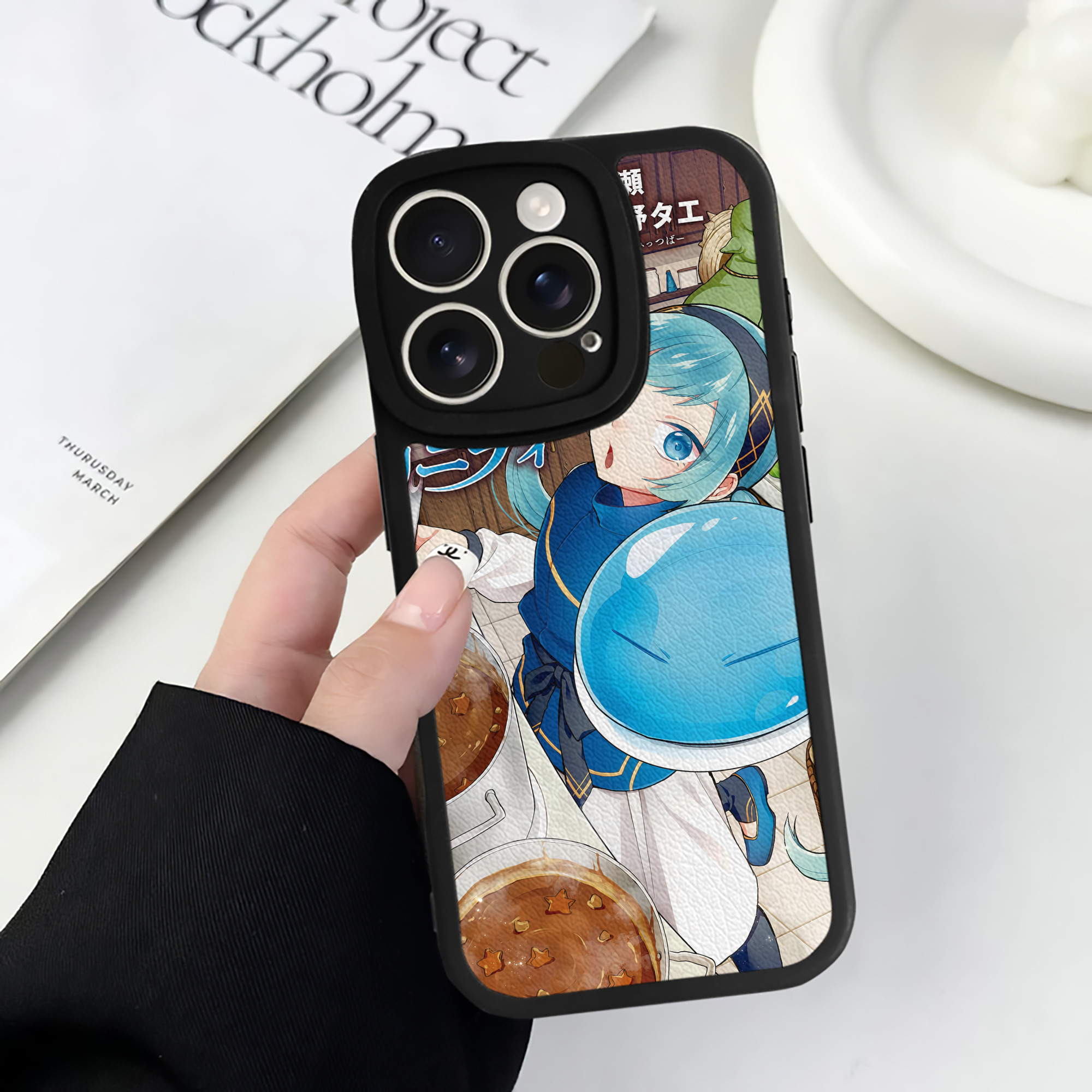 転スラ Regarding Reincarnated to Slime 【iPhone 16シリーズ対応】シリコンスマホケース（レザー調） 材質：シリコン